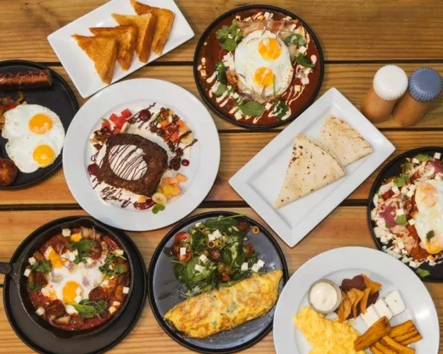 What better way to start your day than with a delicious breakfast at Sunken Fish? Come and enjoy a wonderful start to the day! 

#honduras #roatan #sandybay #sunkenfish #tranquilseas #beachrestaurant #bestfoodroatan #bestfood #caribbean #thebestrestaurant #breakfast