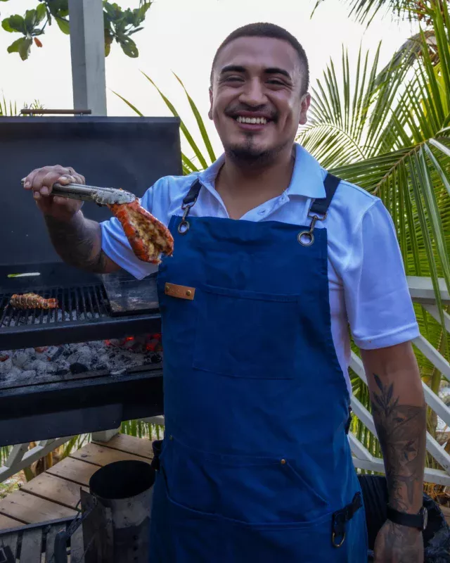 🔥 BBQ Invitation This Saturday! 🔥
It is your last chance to enjoy BBQ this month, so join us at The Sunken Fish Restaurant for a delicious barbecue this Saturday – great food, good vibes, and a perfect start to the weekend!

📅 Please note:
We will be closed from May 28th to May 31st due to kitchen renovations.
We'll be back and ready to serve you on Sunday, June 1st!

Thank you for your understanding – see you soon! 🐟🍴 

#honduras #roatan #sandybay #sunkenfish #tranquilseas #beachrestaurant #bestfoodroatan #bestfood #caribbean #thebestrestaurant #saturdaybarbecue
